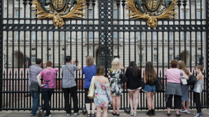 英議員促白金漢宮增加開放日期創收