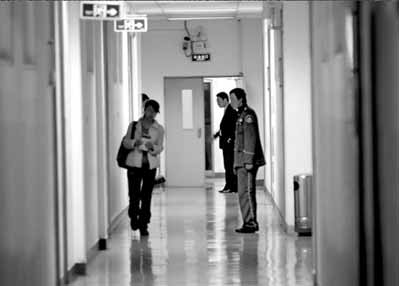 中國政法大學男生課堂上砍死副教授