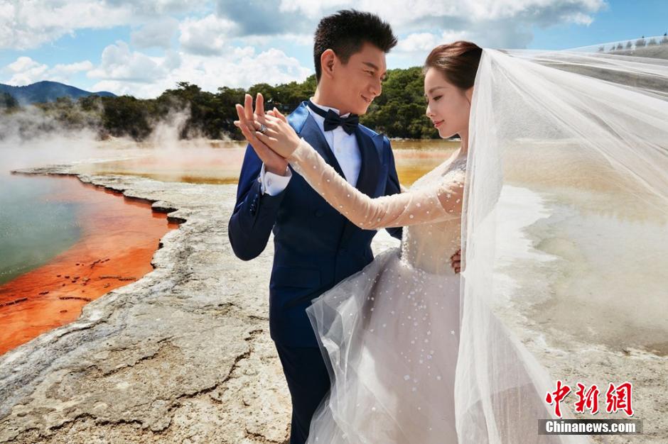 吳奇隆劉詩詩婚紗照首曝光 美輪美奐（組圖）
