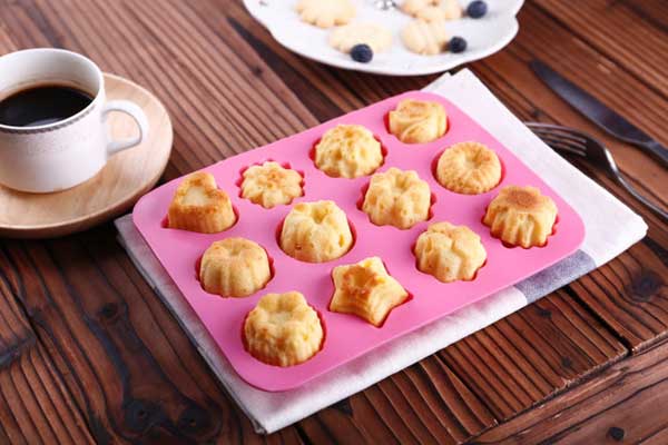 英語(yǔ)中關(guān)于 pies 和 cakes 的習(xí)語(yǔ)<STRONG></STRONG>