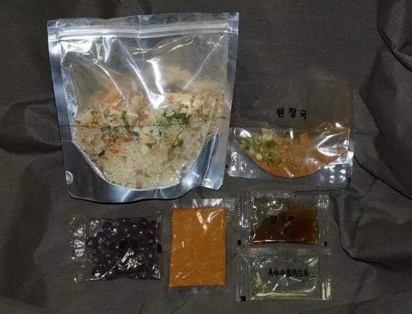 揭秘各國兵哥哥的野戰(zhàn)口糧！看到韓國的，忍不住笑出了聲…