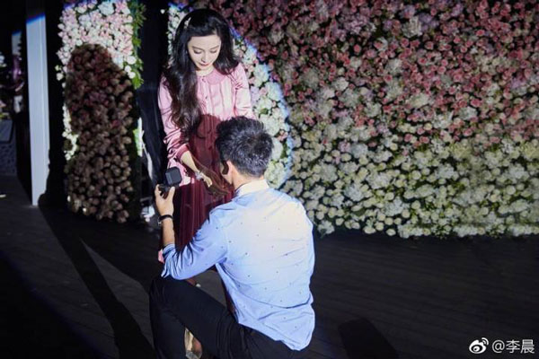 雙語盤點：2017年發糖的名人CP，你覺得哪一對最甜？