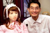 科學(xué)狂人造機(jī)器人女友
