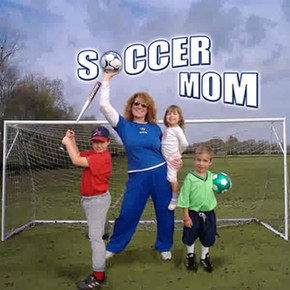 下一張 足球媽媽 soccer mom
