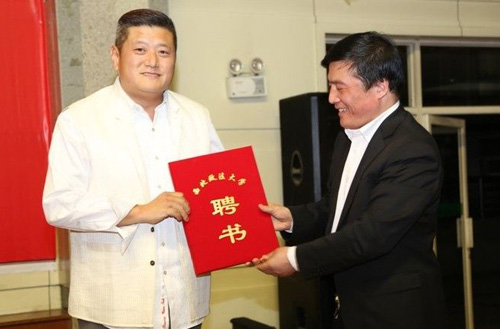 朱國(guó)凡：服務(wù)業(yè)要打造優(yōu)良的服務(wù) 賺良心錢