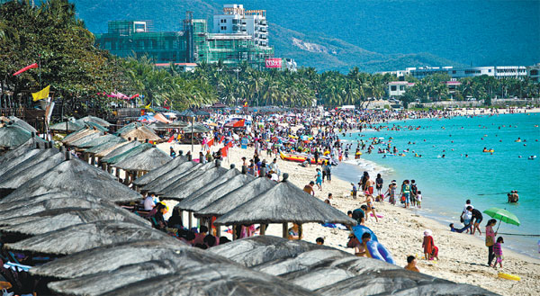 Southern paradise looks for Western guests