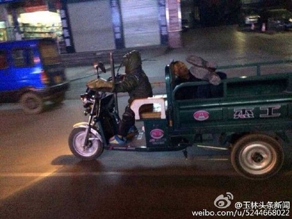7-year-old rides drunken father home