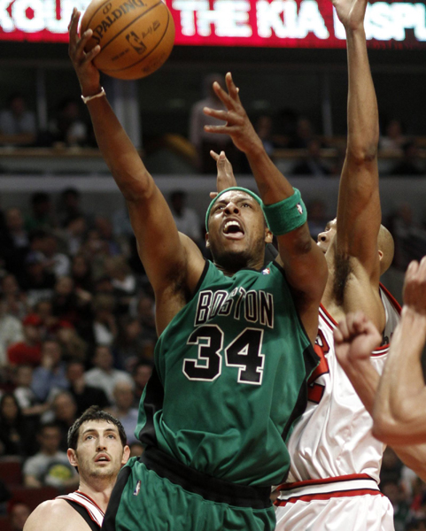 NBA：公牛血戰(zhàn)過關(guān) 綠衫軍客場(chǎng)失利排名第四