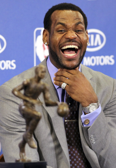 NBA宣布詹姆斯當選常規賽MVP最有價值球員