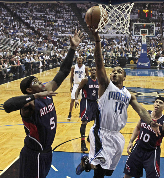NBA：魔術首戰(zhàn)狂勝老鷹43分 1:0領先