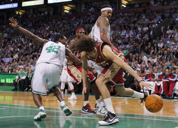 NBA：詹姆斯三雙騎士黯然出局 綠衫軍4:2晉級(jí)戰(zhàn)魔術(shù)