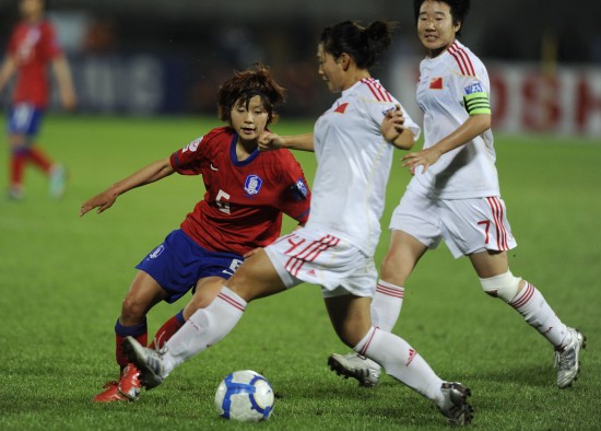 女足亞洲杯：中國隊(duì)0:0險(xiǎn)平韓國隊(duì)