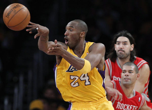 NBA：姚明復出首戰9分6犯離場 火箭揭幕戰遭湖人翻盤