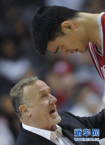 “難說再見！”：姚明NBA生涯全回顧
