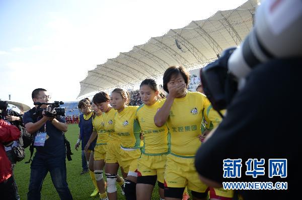 女子橄欖球決賽驚現(xiàn)71:0 北京隊(duì)不滿判罰消極比賽