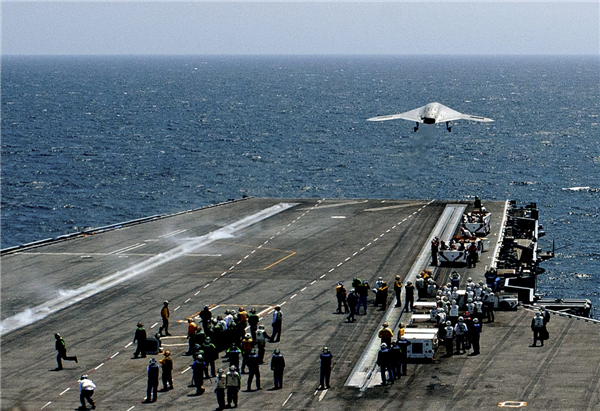 US drone completes 1st unmanned carrier landing