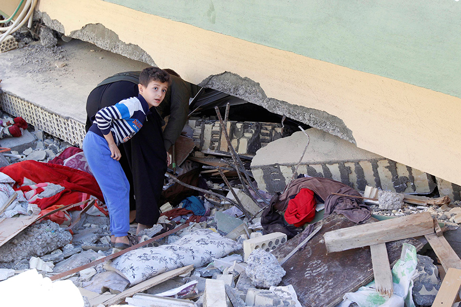 Iran's quake death toll rises to 530, more than 8,000 injured - IRNA
