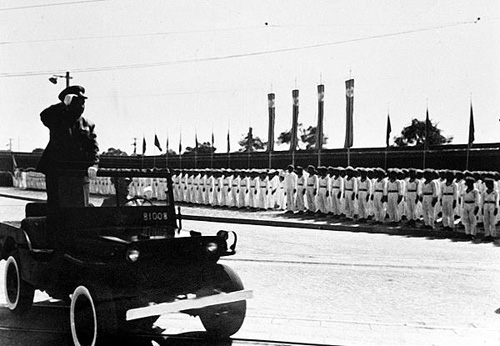 1952年：國(guó)防實(shí)力日益增強(qiáng)