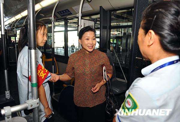 李素麗：為人民服務沒有終點站