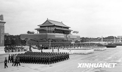 1955年：實行軍銜制 換裝大閱兵