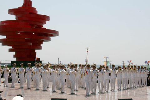 多國海軍樂手同臺演藝 慶祝我國海軍成立60周年