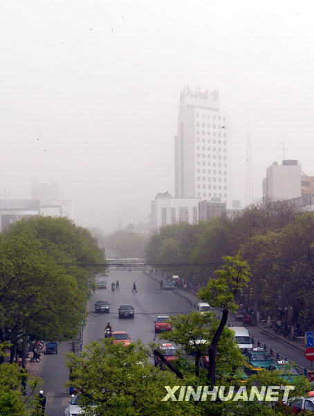 我國多個地區遭遇大風沙塵天氣[組圖]