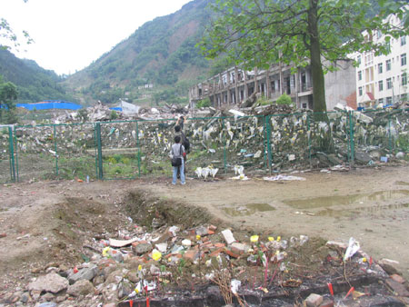 北川中學(xué)遺址（組圖）