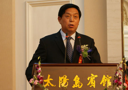 何厚鏵率團訪問黑龍江 龍澳攜手共商大計