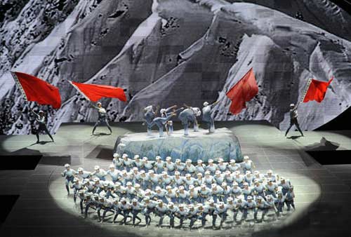 大型音樂舞蹈史詩《復興之路》首演獲巨大成功