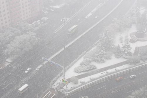 北京受降雪影響部分航班延誤 已啟動應急預案